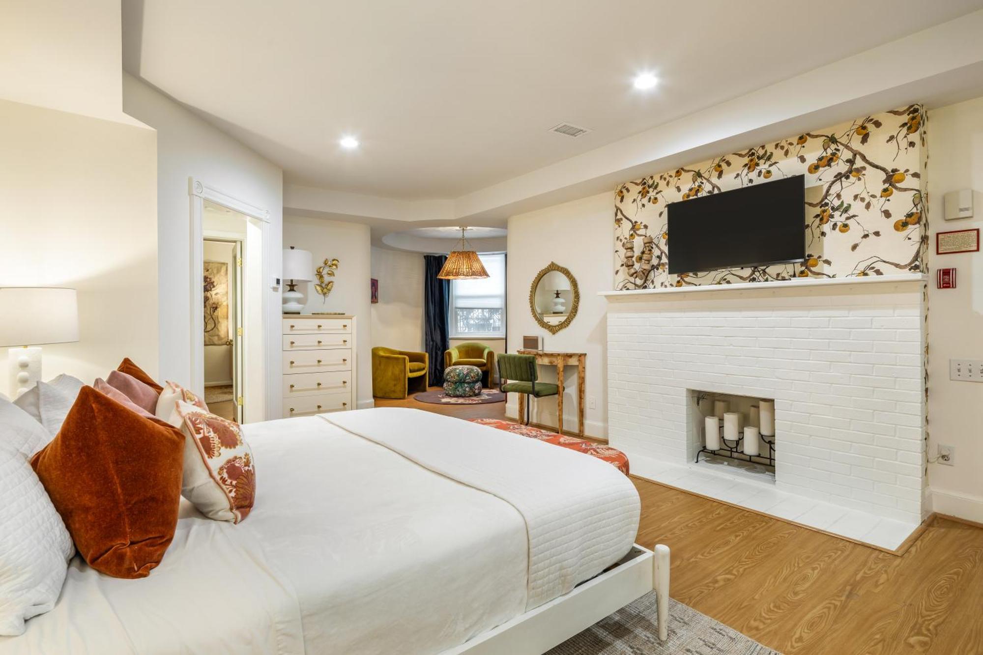 Swann House Bed & Breakfast